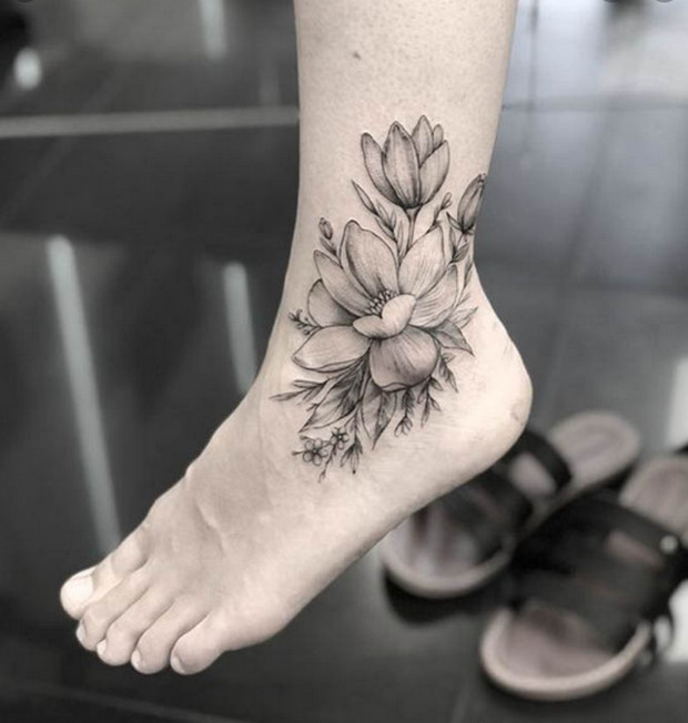 mẫu hình xăm hoa sen ở bàn chân đẹp nhất