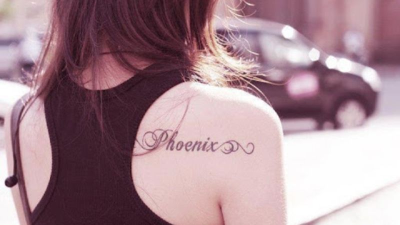 ‘Phoenix’ như tượng trưng cho sự mạnh mẽ, rực sáng và bay cao bay xa như phượng hoàng của nữ giới