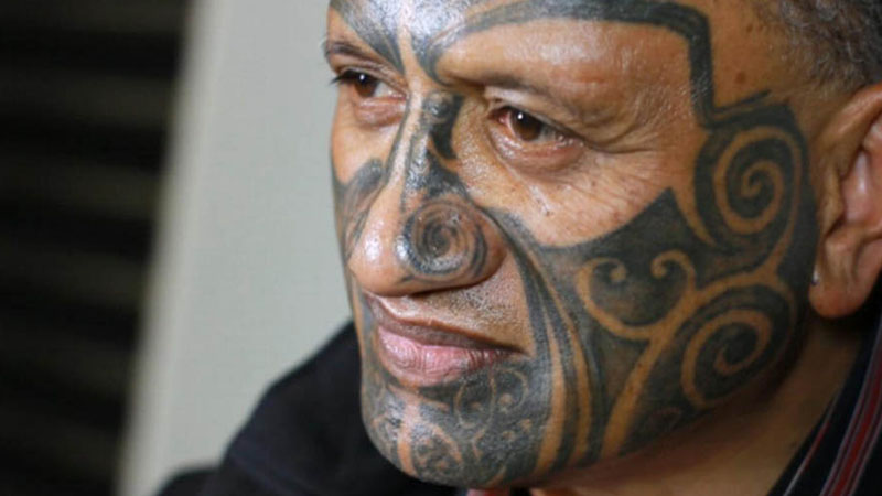 Hình xăm maori với đặc trưng các nốt xoáy